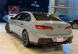 بي ام دبليو الفئة 7